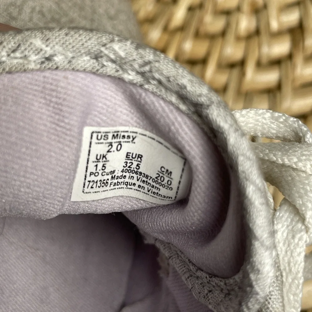 Vans Girls 2 Heathered Gray Silver Missy Sneakers Skater Metallic Fabric Lace Up